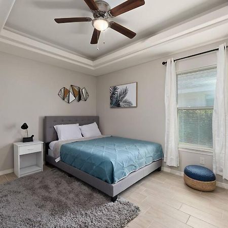 Cozy 3 Bed 2 Bath Apartment, Near Shopping Plazas, Expressway And Free Parking Edinburg Exterior foto